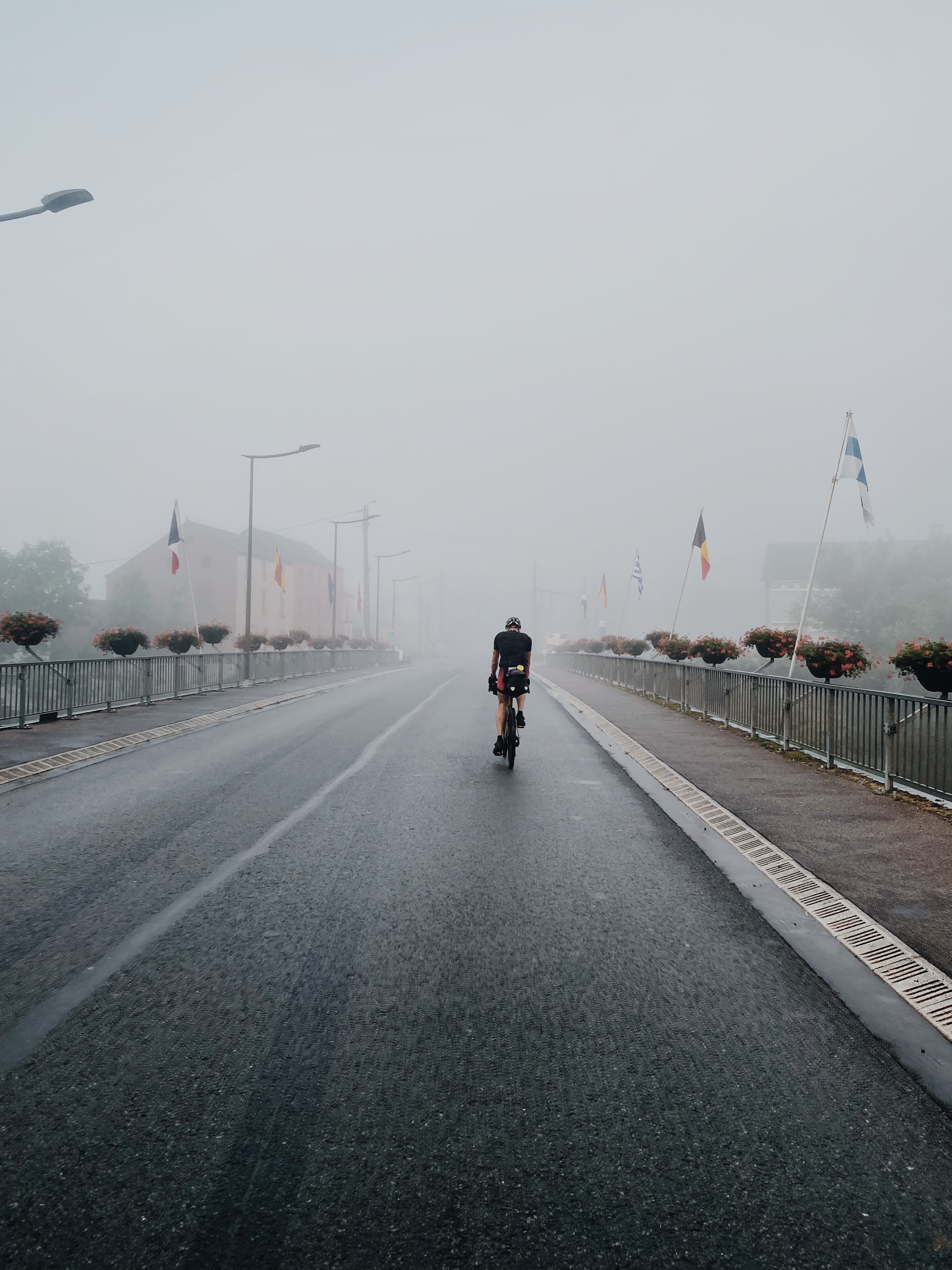 Descriptive alt text