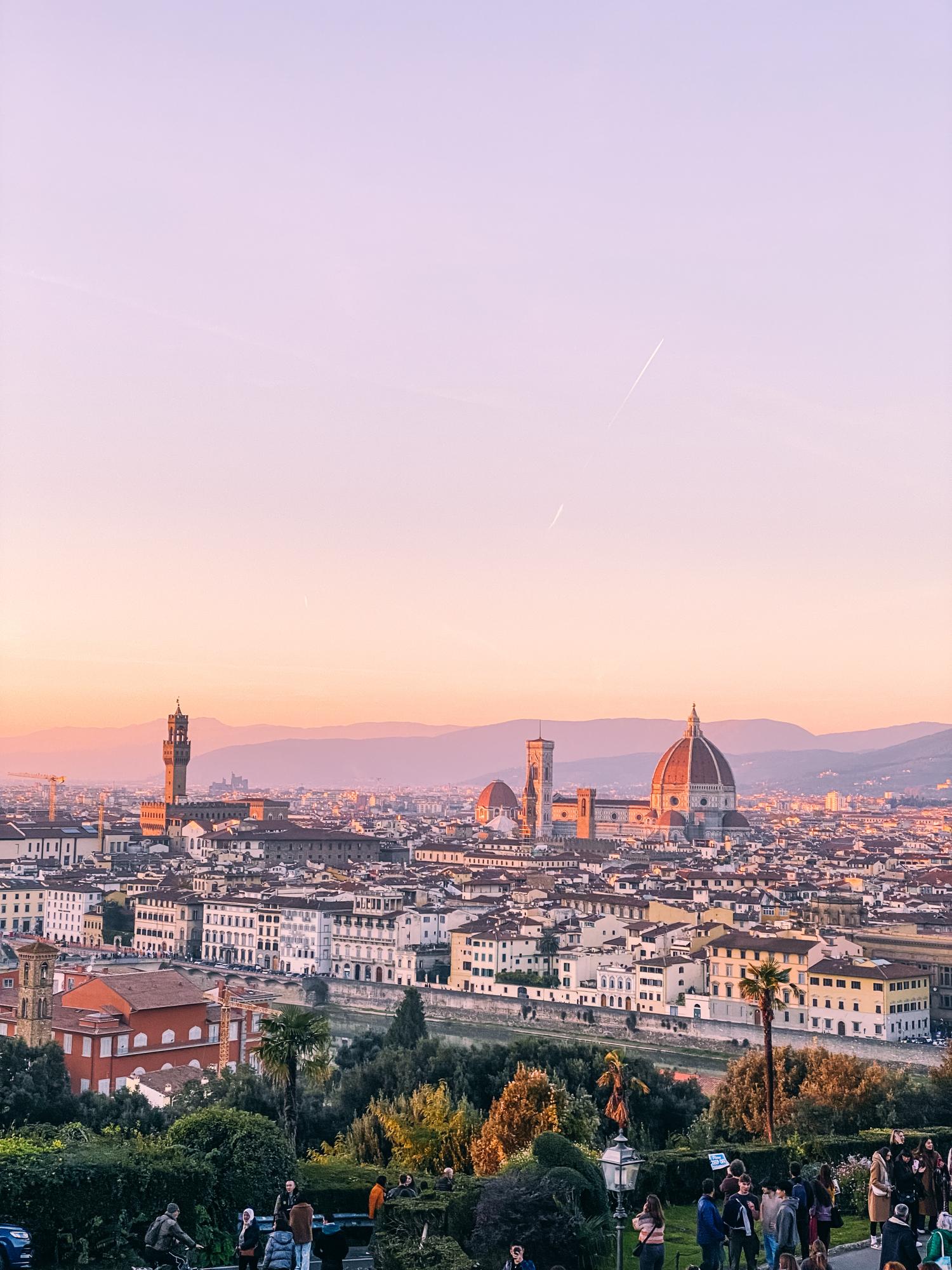 Descriptive alt text