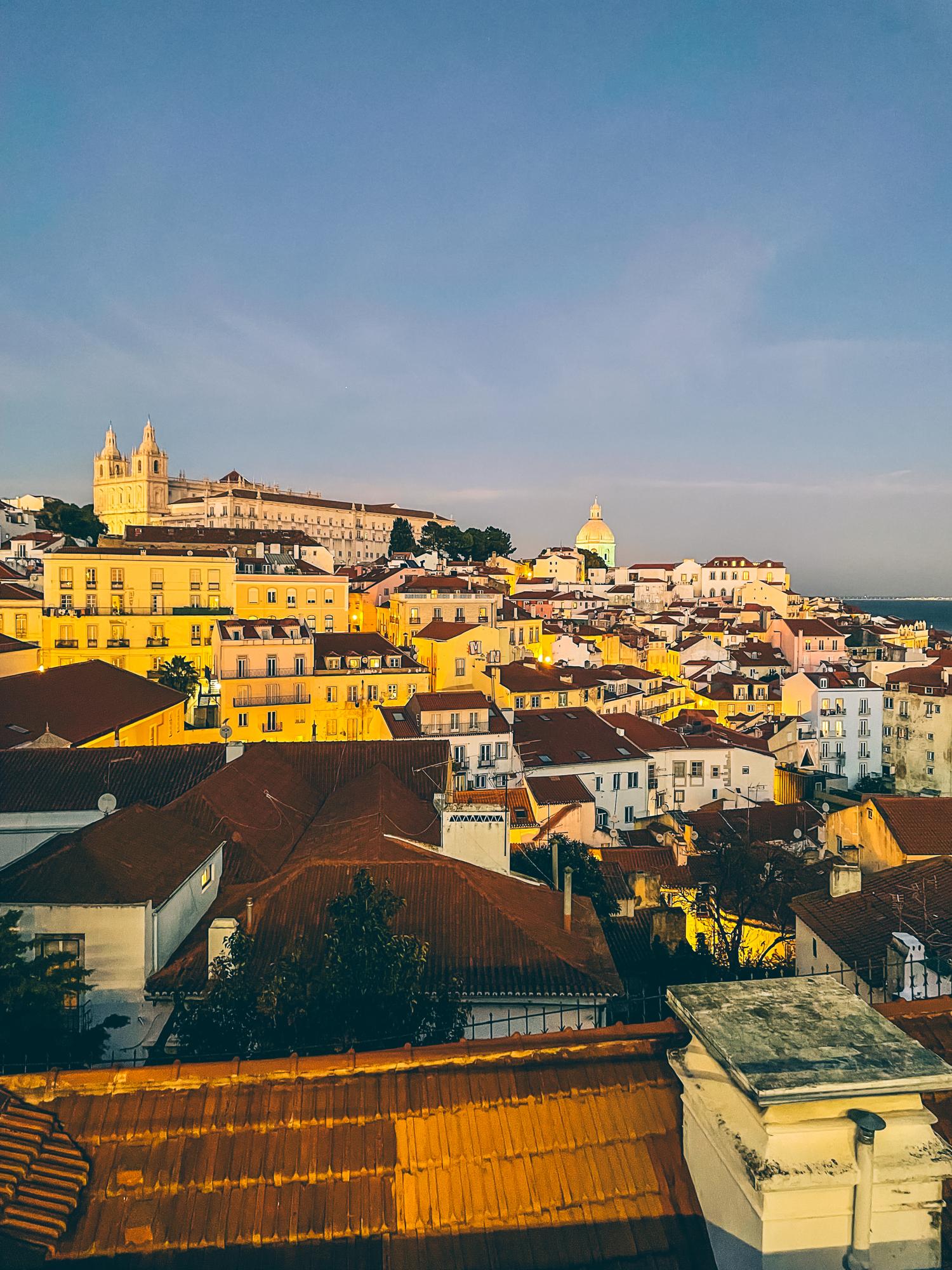 Descriptive alt text