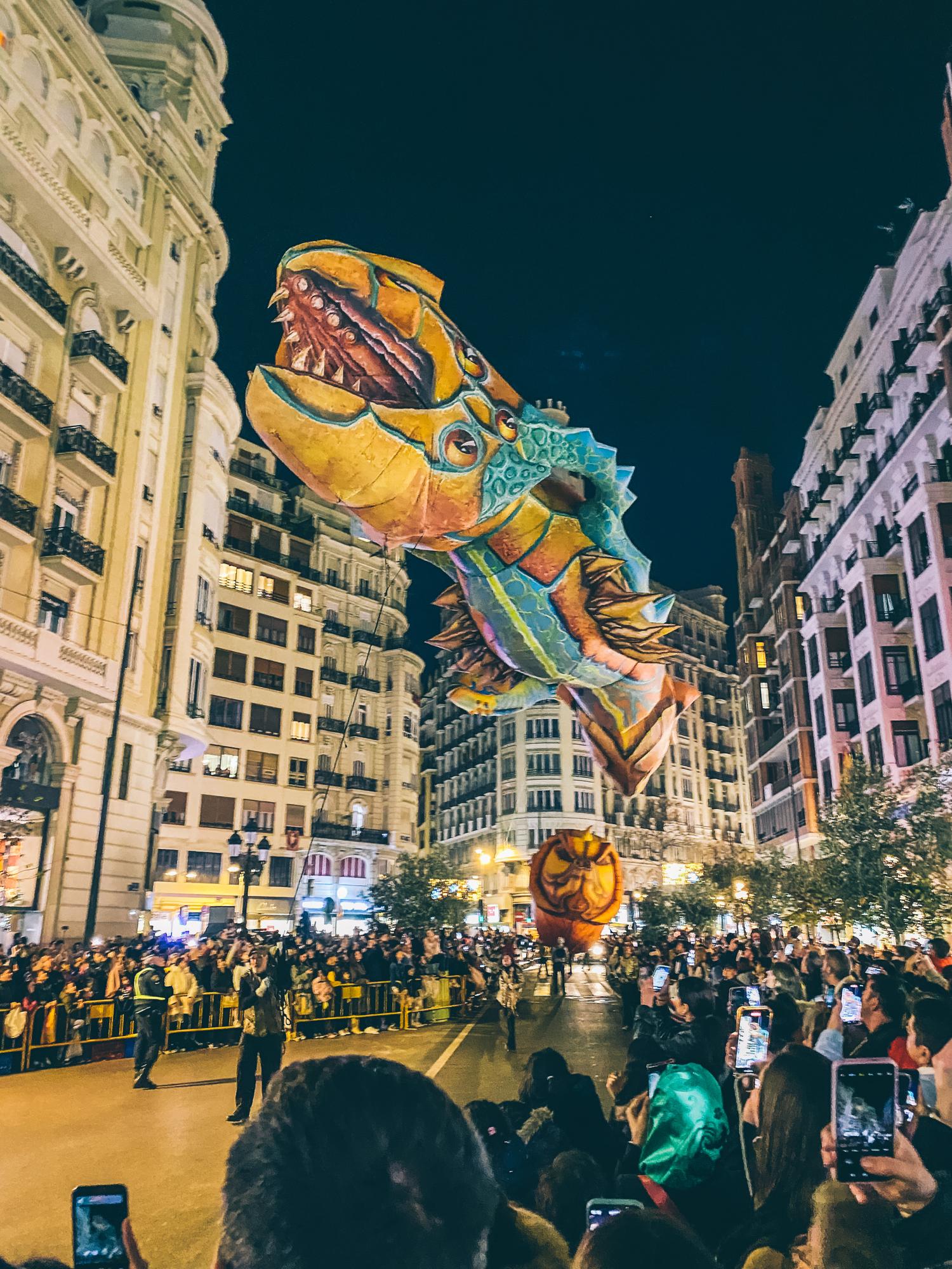 Descriptive alt text